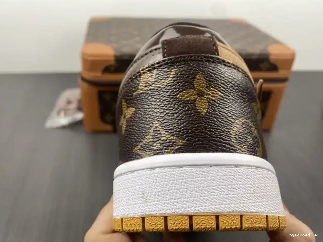 LOW 1 Off-Louis OW Jordan x AJ1 Air 0419
